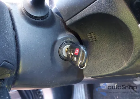 2016 Toyota Corolla Le z USA, uszkodzony, nr VIN 2T1BURHEXGC487516